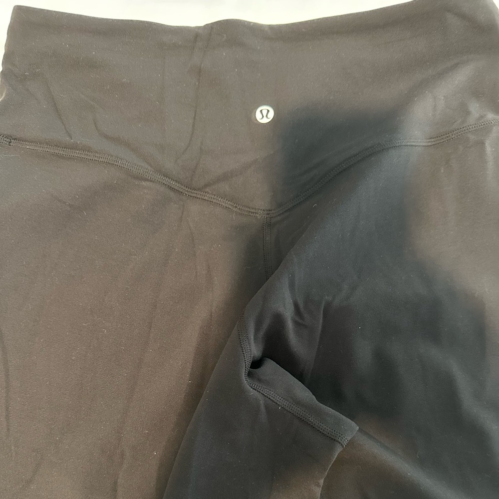Lululemon Athletica Black Activewear Pants size 10 NWOT